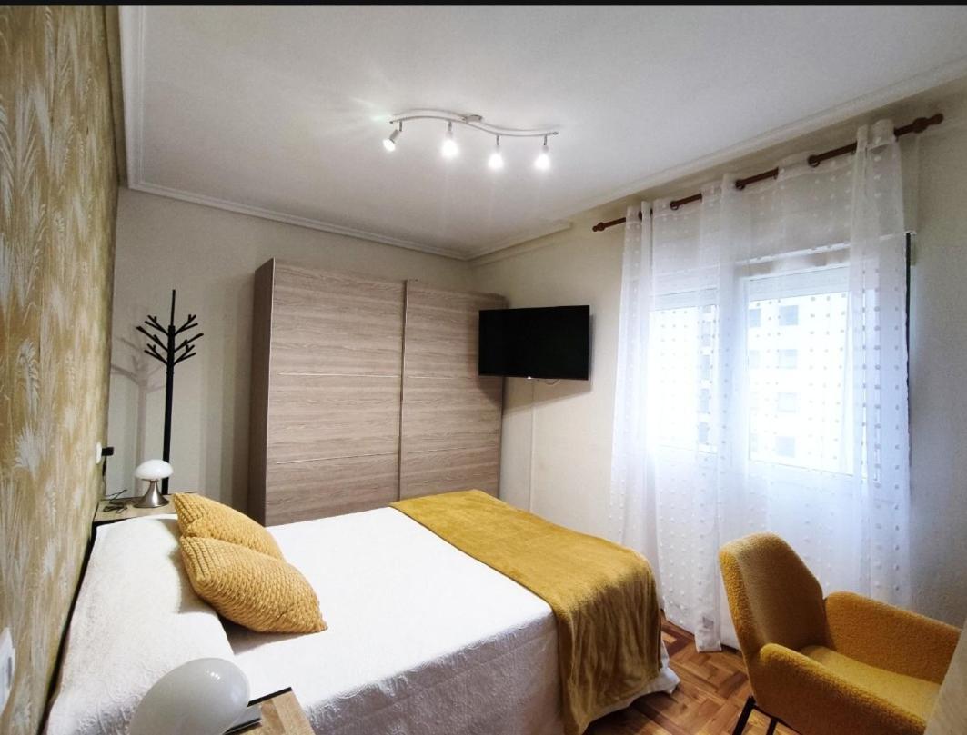 Apartamento Centrico Con Wifi Aviles Exterior photo
